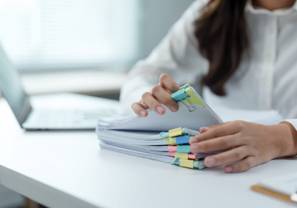 how to organize estate planning documents. tips for keeping detailed records of estate plan. filing system for estate planning documents.